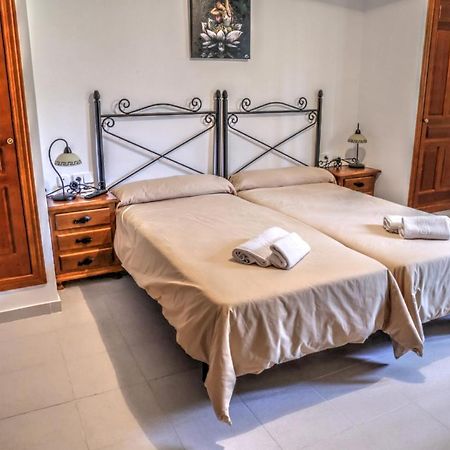 Hostal Rural De Cuadros Bedmar y Garciez Esterno foto
