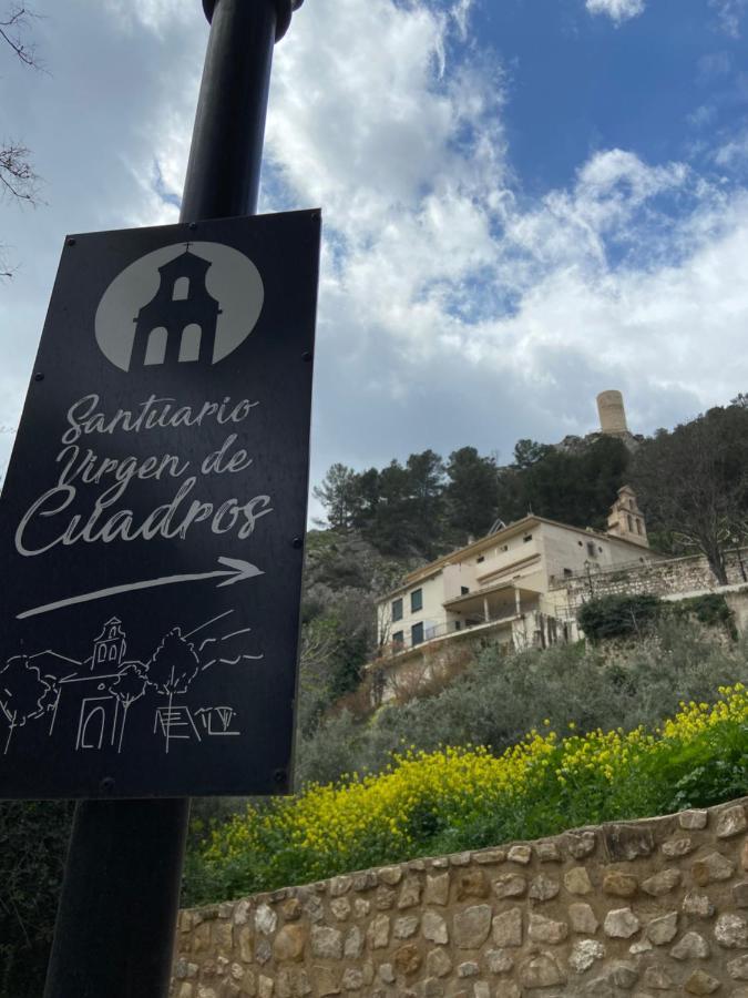 Hostal Rural De Cuadros Bedmar y Garciez Esterno foto