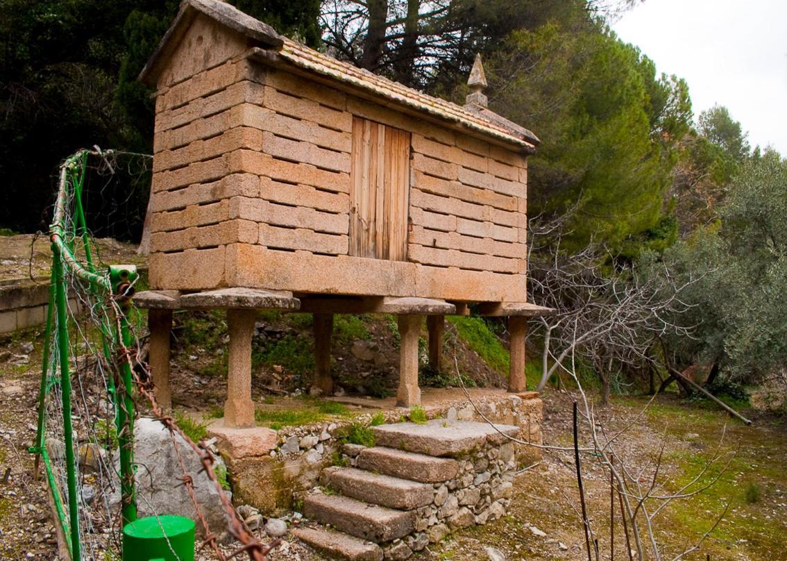 Hostal Rural De Cuadros Bedmar y Garciez Esterno foto